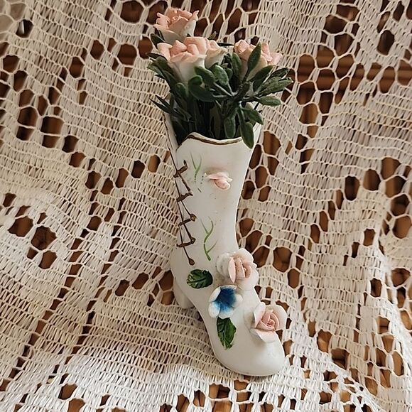 Vintage Bisque Porcelain Floral Miniature Lace Up Boot Vase - Picture 7 of 11